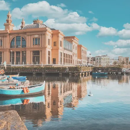 Ada Home In The Centre Of Bari - Happy Rentals *